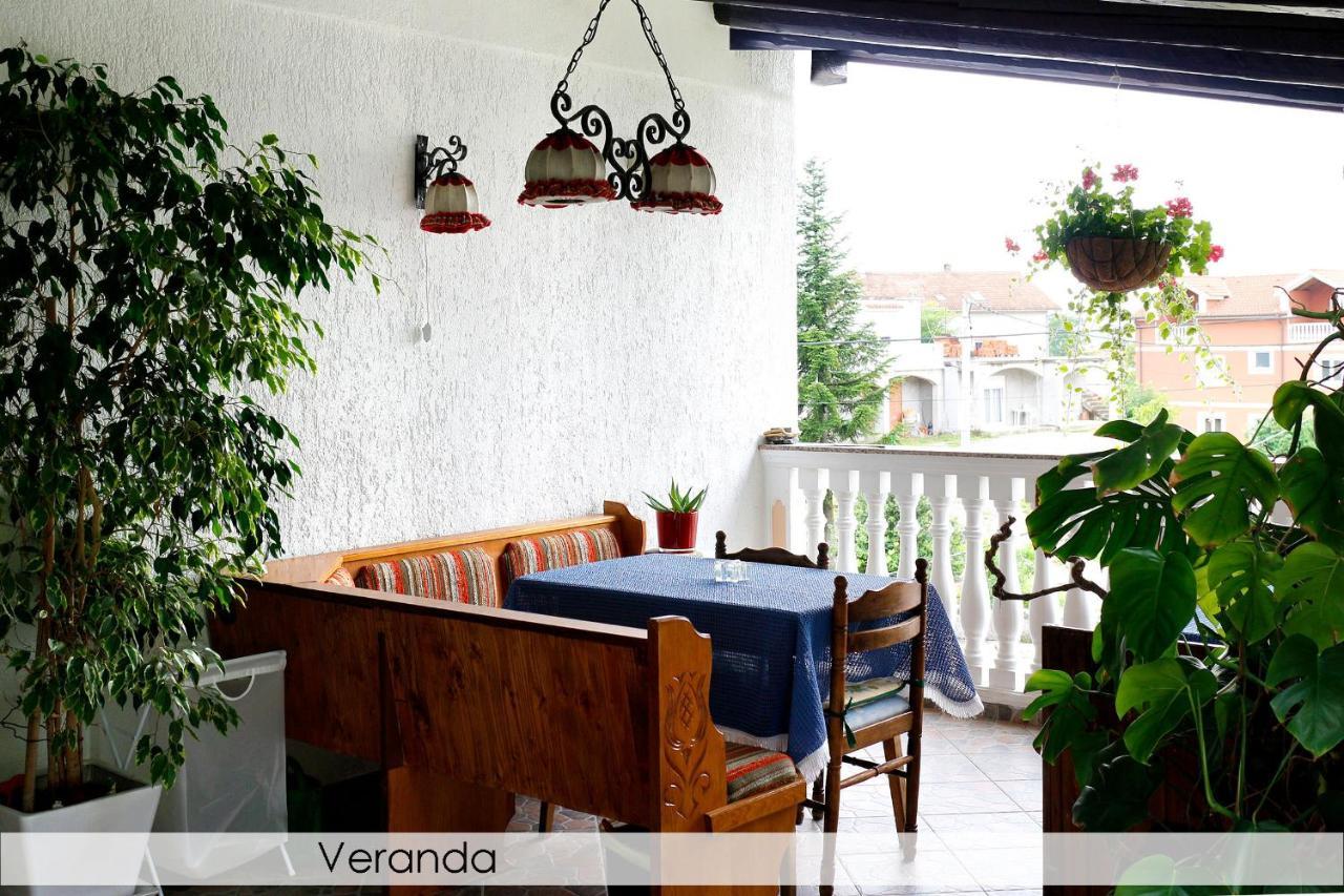 Anica Iles Apartment Viskovo Bagian luar foto